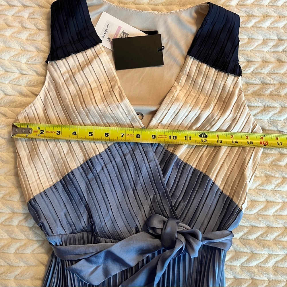 DKNY Sleeveless Pleated Maxi Dress Color block Size 6 NWT Formal, Wedding, - Picture 9 of 12